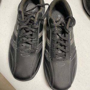 Sketchers - Relaxed Fit Memory Foam (SN643780)